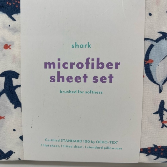 Pillowfort Shark Twin sheet set Soft White Blue NEW - Picture 3 of 8
